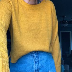 Mustard H&M Sweater